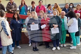 Пазарджик - медицински специалисти - протест