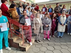 Пазарджик - медицински специалисти - протест