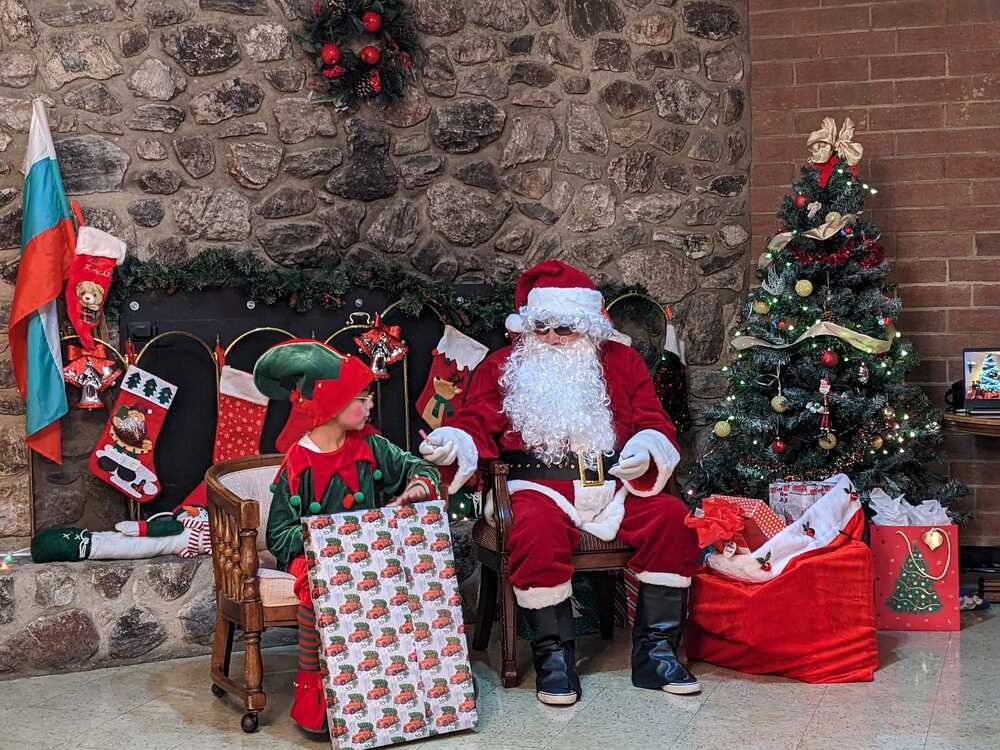 Българското неделно училище „Васил Априлов“ в Шарлот, САЩ, ще има коледно тържество на 14 декември 