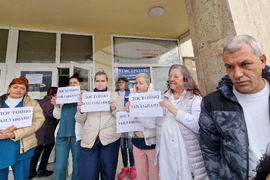 Смолян - медицински сестри - протест