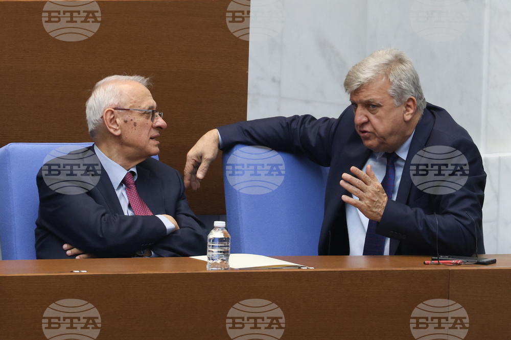 Парламент - вот на недоверие - дебати