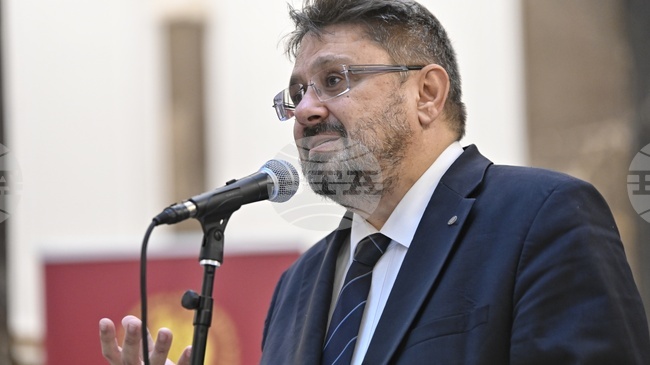 На нашето поколение се пада да завършим строежа на Националната библиотека „Св. св. Кирил и Методий“, каза Кирил Вълчев на празника на НБКМ