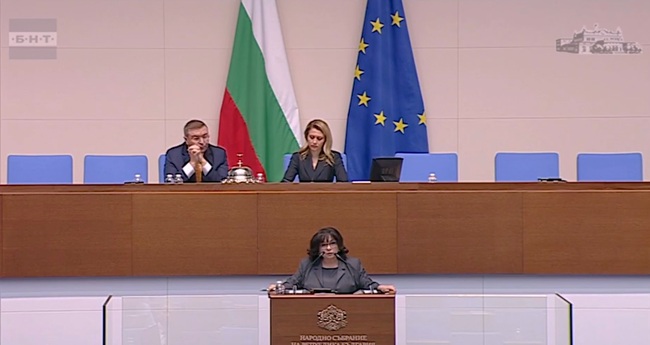 Пожелавам на всяко правителство за първите 11 месеца от своя мандат да направи това, което ние успяхме до момента, заяви Теменужка Петкова