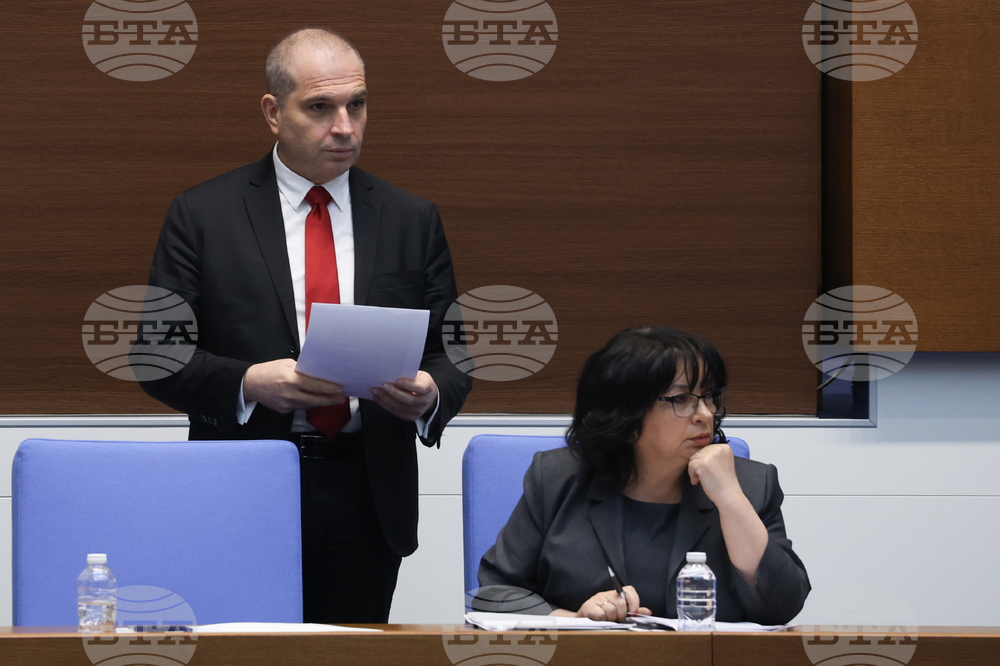 Парламент - вот на недоверие - дебати