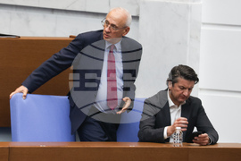 Парламент - вот на недоверие - дебати