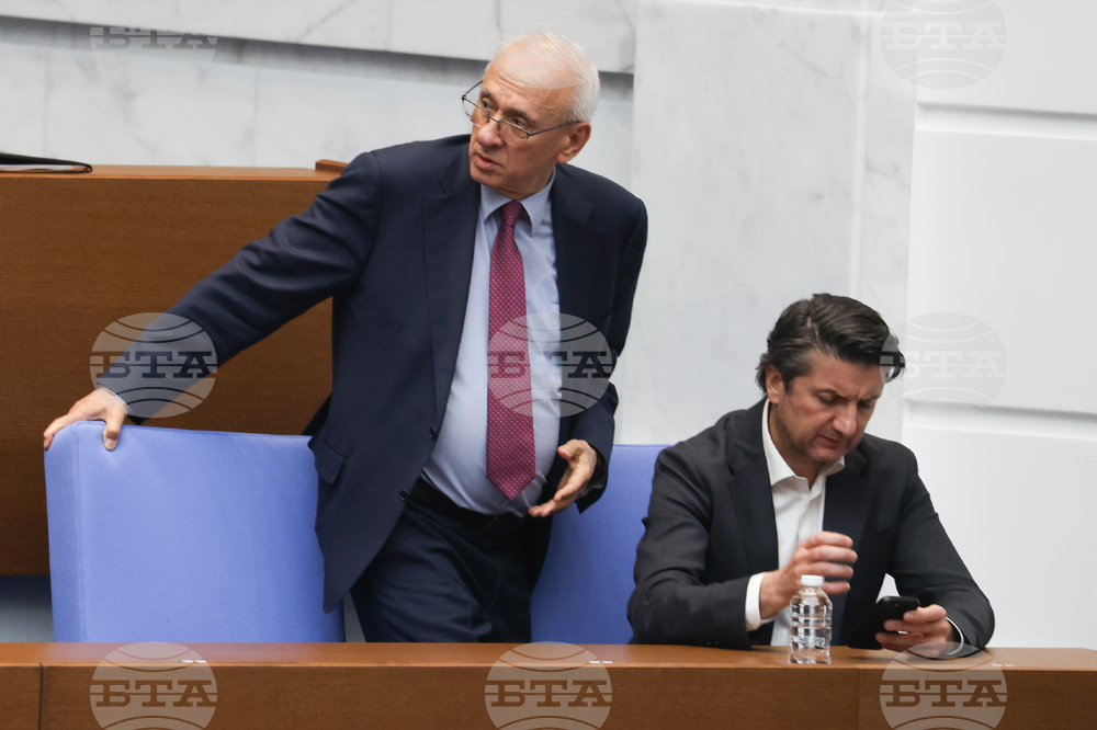 Парламент - вот на недоверие - дебати