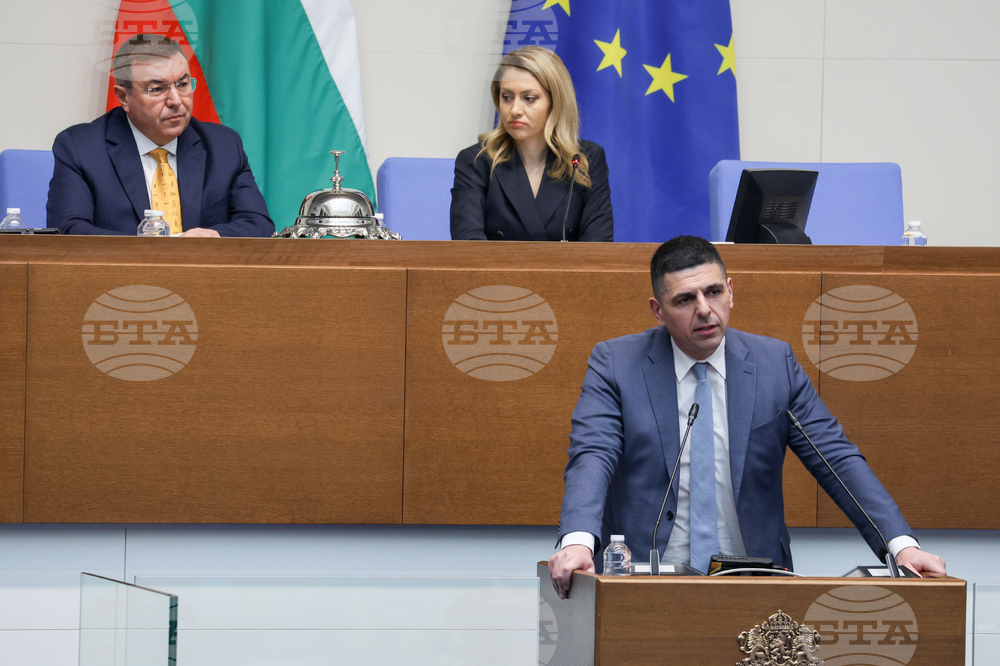 Парламент - вот на недоверие - дебати