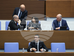 Парламент - вот на недоверие - дебати