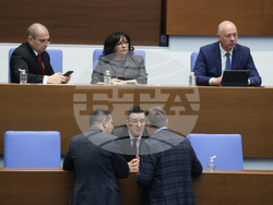 Парламент - вот на недоверие - дебати