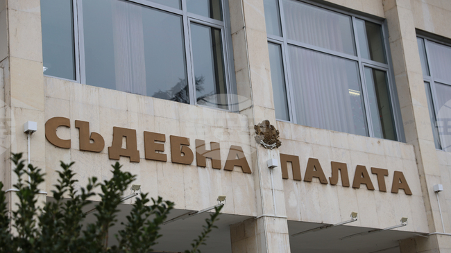 Тримата обвиняеми за кражба от апартамент в Благоевград остават в ареста