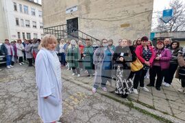 Ямбол - медицински сестри - протест