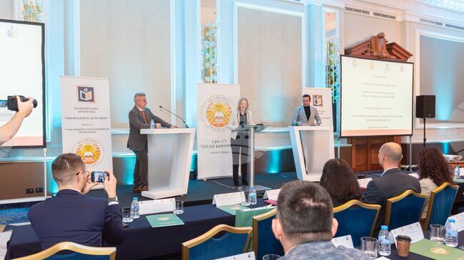 Столичното 140-о Средно училище „Иван Богоров“ показа на форум как се учи чрез изкуство