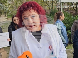 Кърджали - медицински специалисти - протест