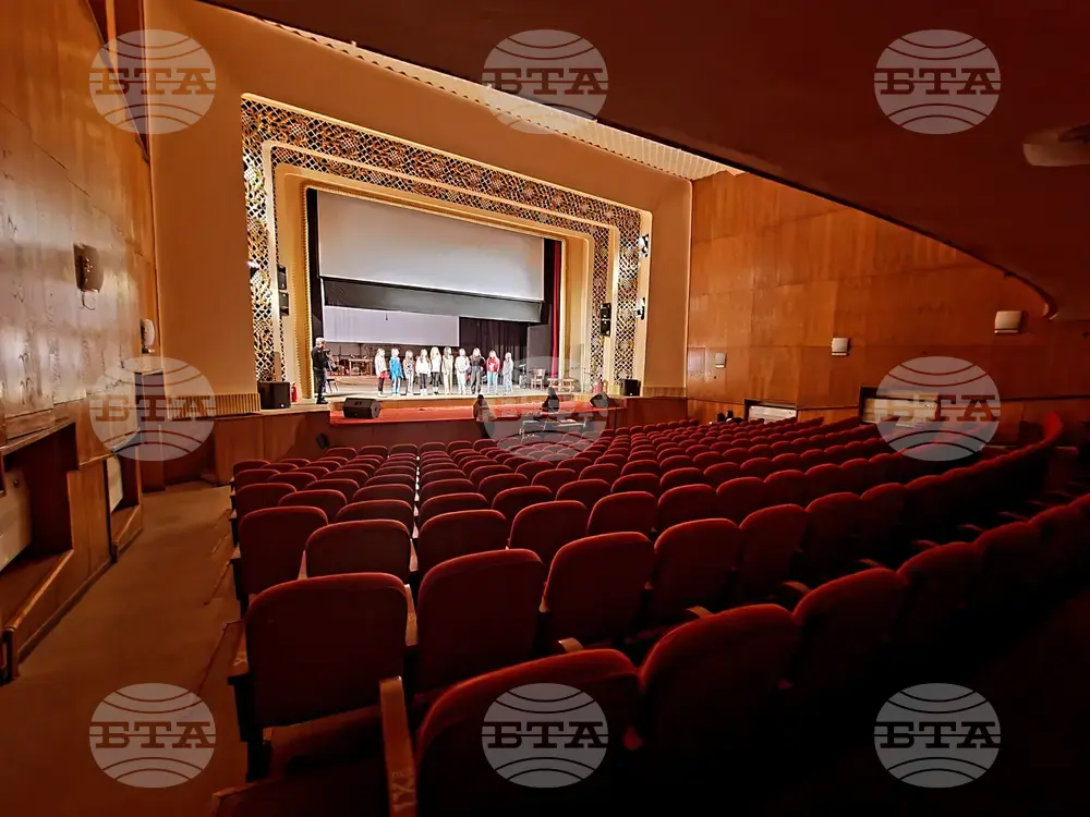 Фолклорен спектакъл на граовски диалект под мотото „Не смо от ючера“ („Не сме от вчера“) подготвя читалището в Брезник