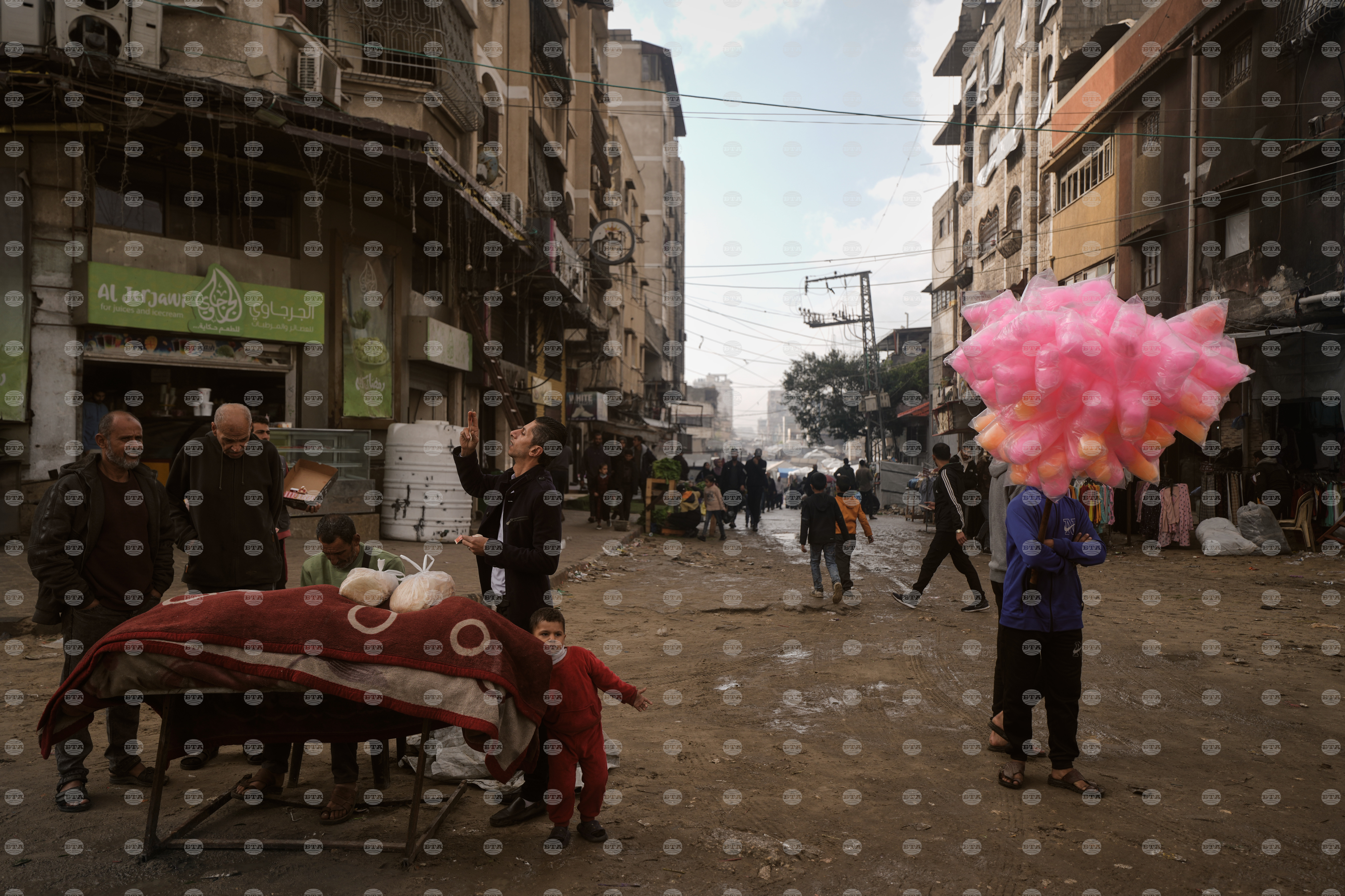 Франция алармира, че евросредства може да са се озовали в ръцете на "Хамас"