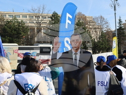 Румъния - Букурещ - учители - образование - протест