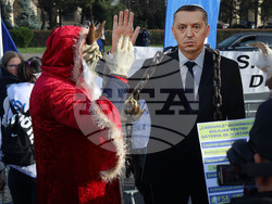 Румъния - Букурещ - учители - образование - протест