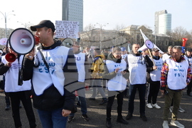 Румъния - Букурещ - учители - образование - протест