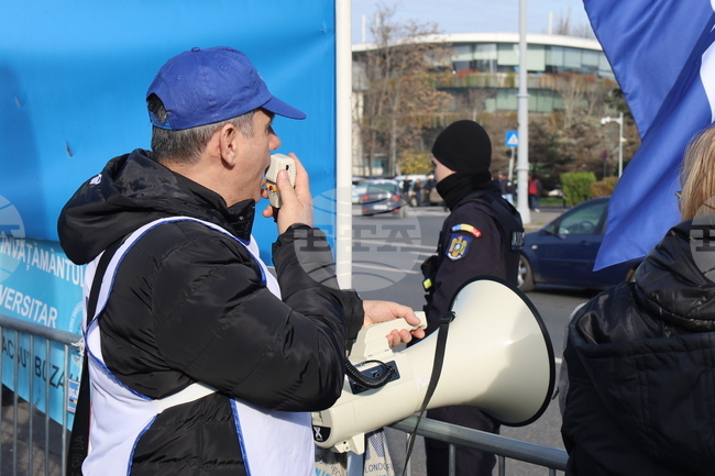 Румънски синдикалисти заплашват с протести „като в България“