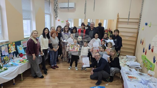 Общо 300 деца и ученици от област Търговищe твориха в конкурса “Заедно можем повече”