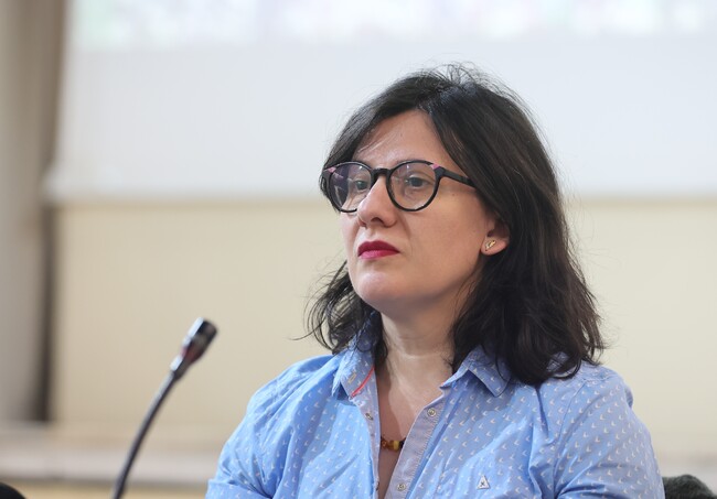 Аджерпрес: Елена Владаряну и Дан Коман представят Румъния на Международния панаир на книгата в София