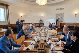 Парламент - "Законодателни промени и институционални мерки за решаване на проблемите с полевите тестове за употреба на наркотични вещества и техни аналози на водачи на МПС" - кръгла маса