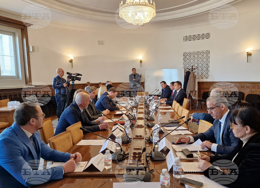 Около необходимостта от повече лаборатории за изследване на кръвните проби на водачите за употреба на наркотици се обединиха на кръгла маса в парламента