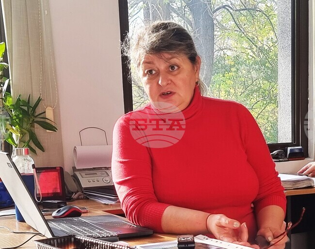 За вдъхването на любов към природните науки у децата фактор са учителите, а не учебниците, казаха преподаватели