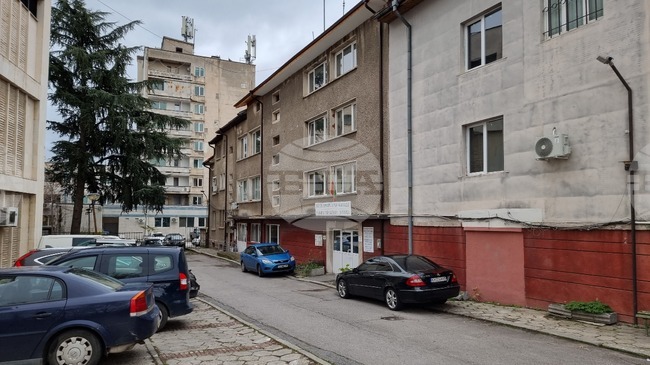 В Дупница задържаха 44-годишния мъж, ограбил две жени в парк „Рила“