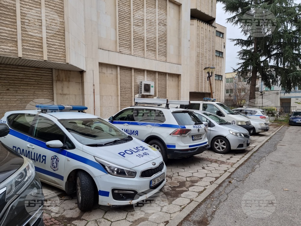 Трима души са пострадали при катастрофа край село Самораново, община Дупница