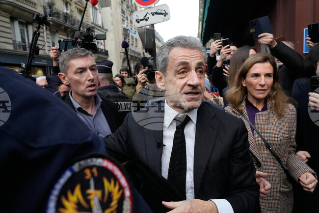 Излезе книгата на Никола Саркози "Дневникът на един затворник" 