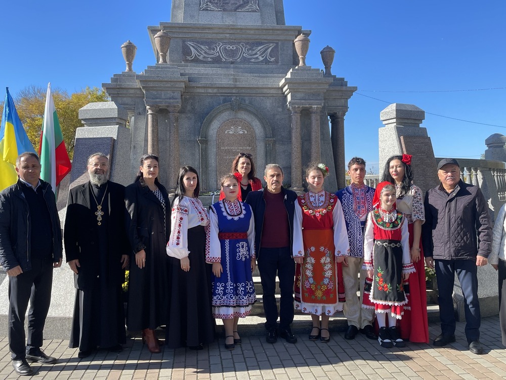 Асоциацията на българите в Украйна изпрати поздравителен адрес до Центъра за българска култура в Болград по повод 28-годишнината му