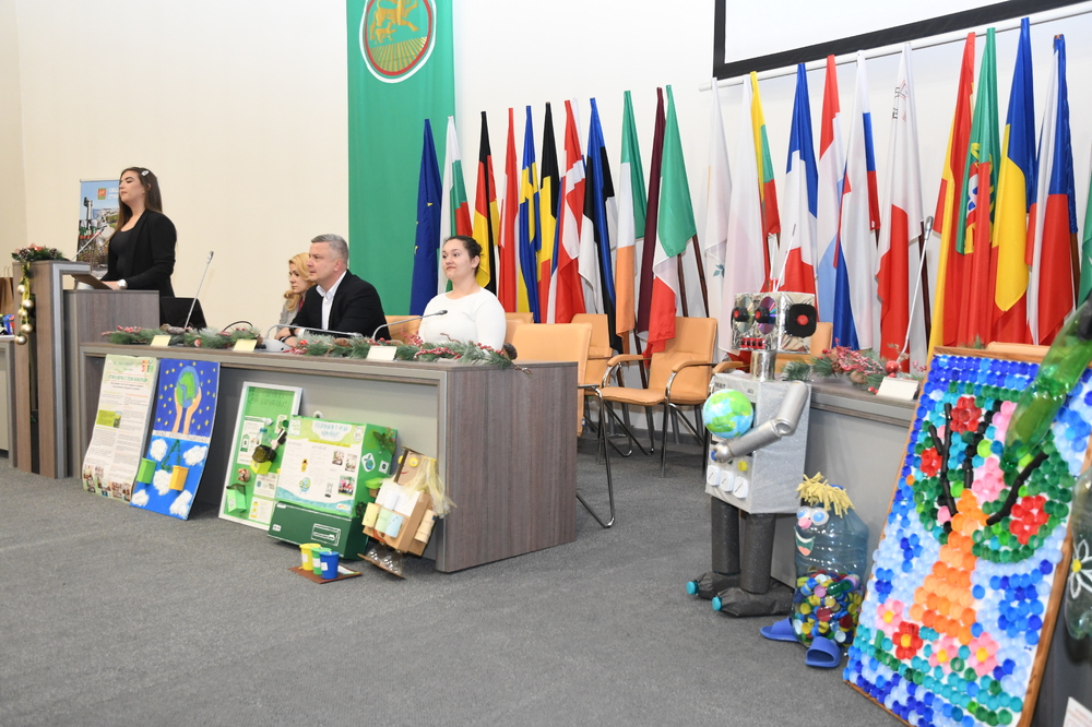 Екипът на ОУ „Кирил Христов“ спечели младежкия конкурс за екология на Община Стара Загора