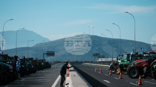 Гръцки земеделци ще проведат общонационална среща в Серес, за да решат как ще продължат протестите им