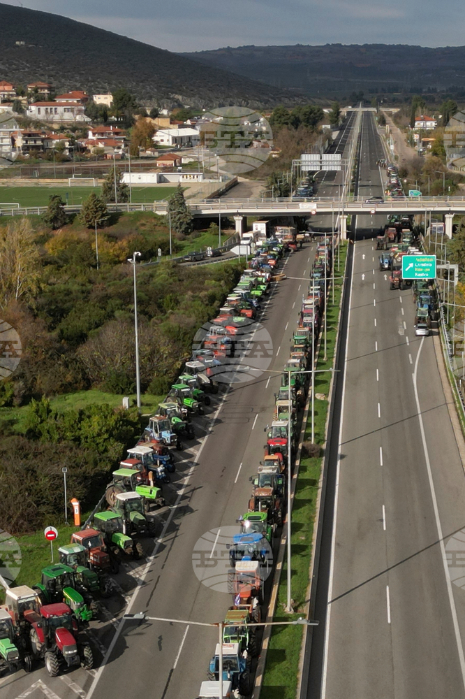 Greek Farmers Refuse Talks with Government, Will Prepare List of Demands, Continue Protests