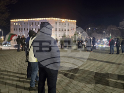 Петрич - протест пред сградата на Община Петрич