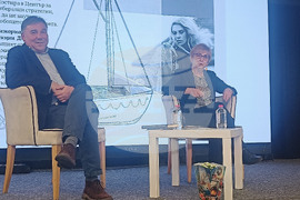 Проф. Екатерина Михайлова - лекция на тема “Българският президент – цар или пешка?”