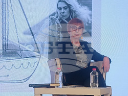 Проф. Екатерина Михайлова - лекция на тема “Българският президент – цар или пешка?”