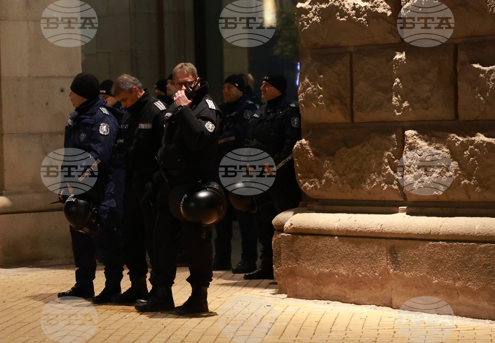 Протест под надслов: „Оставка! Вън Пеевски и Борисов от властта“