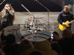 Протест под надслов: „Оставка! Вън Пеевски и Борисов от властта“