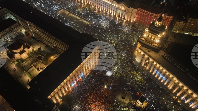 Индексът на обществено напрежение е висок последното тримесечие на 2025 г., отчитат от Центъра за анализ и кризисни комуникации и агенция „Мяра“ 