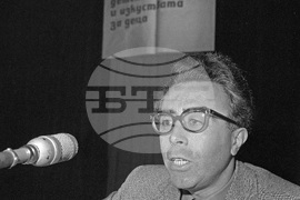 Пламен Цонев - поет, писател, есеист