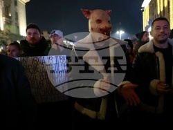 Протест под надслов: „Оставка! Вън Пеевски и Борисов от властта“