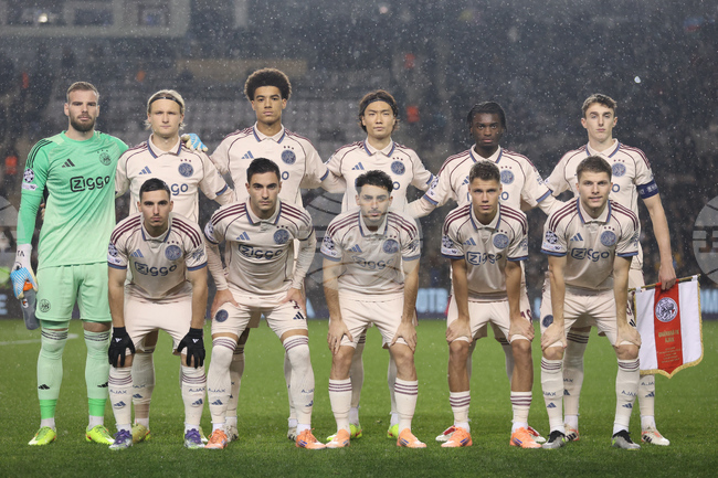 Аякс записа тежко поражение в турнира за купата на Нидерландия