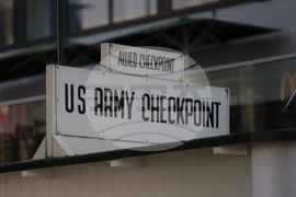 Германия - Берлин - Чекпойнт Чарли