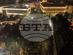 Протест под надслов: „Оставка! Вън Пеевски и Борисов от властта“