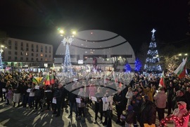 Свищов- граждански протест- площад „Алеко“