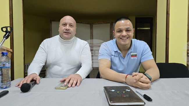 Филм за преплуването на Северния канал от Цанко Цанков беше представен в Панагюрище