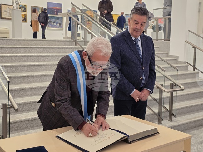 Художникът Матей Матеев получи отличието „Почетен гражданин на град Пловдив“