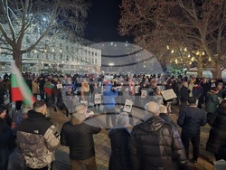 Ловеч - протест с искане за оставка на правителството